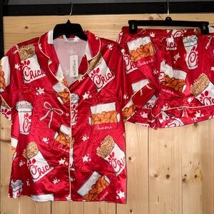 NWT Sheshow Chic-fil-a women’s pajamas size small
